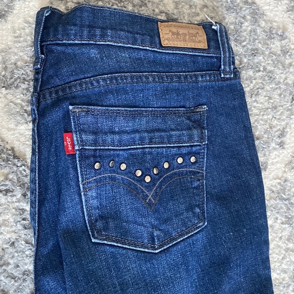 Levi Jeans - Picture 2 of 6